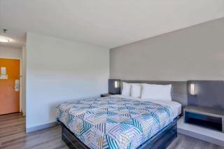 Motel 6 Virginia Beach - 4