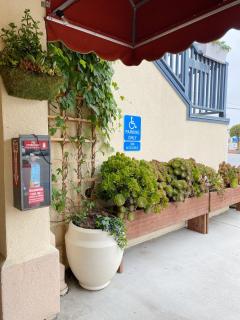 Monarch Valley Inn Marina at Monterey Bay - 1