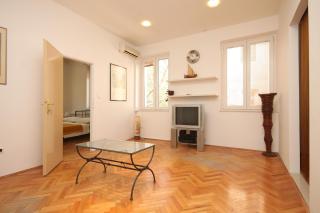 Apartments with WiFi Omis - 6772 - 4