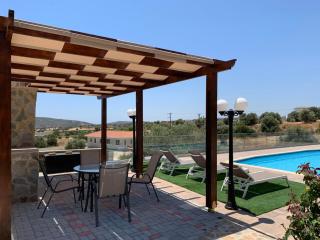 Magnolia CAPTAINS HOUSE with A POOL - Limassol - 0