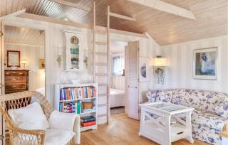 Gorgeous Home In Åsa With Wifi - 8