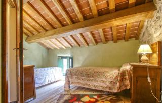 Pet Friendly Apartment - - 6
