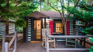Log Cabin Motor Court - 3