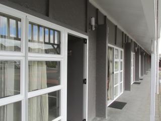 Lake Rotorua Hotel - 5