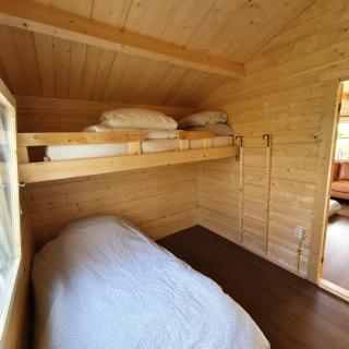 Vakantiehuisje met keuken, 2 slaapkamers en woonkamer - 3