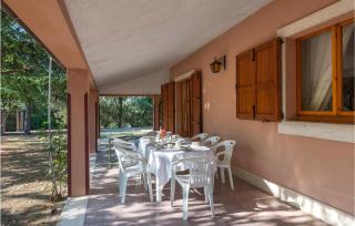 Gorgeous Home In Ponzano Di Fermo - Grottazzolina - 3