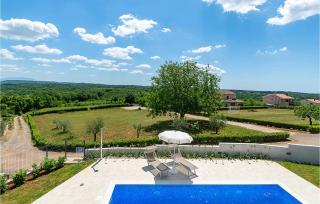 Stunning Home In Vizinada - 4