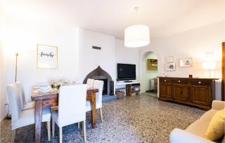 3 Bedroom Stunning Home In Marliana - 9