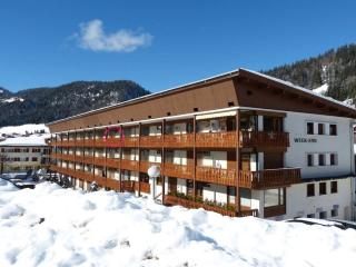 Appartement cosy avec cheminée, balcon sud, proche pistes et commerces - La Clusaz - FR-1-304-78 - 9