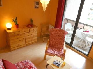 Studio confortable pour 2 personnes avec balcon, au centre de Luchon, proche télécabine et thermes - FR-1-313-120 - Luchon - 1