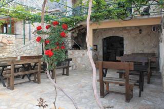 Apartments with parking spaces Ivan Dolac, Hvar - 8753 - Ivan Dolac - 4