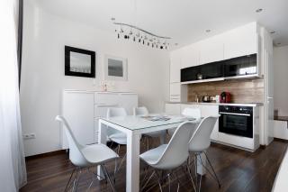 Budapest Central Square 2 bedrooms Suite - Michaelides Vörösmarty Square Residences - Budapest - 2