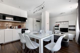 Budapest Central Square 2 bedrooms Suite - Michaelides Vörösmarty Square Residences - Budapest - 5