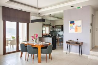 Bay Overlook Villa - 1