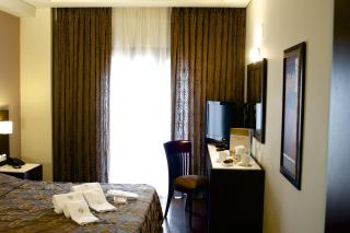 Heaven Hotel Thessaloniki Airport - Néon Rýsion - 8