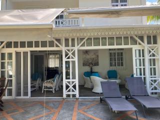 Fully furnished luxury villa 3 right on a blue ocean - Belle Mare - 5