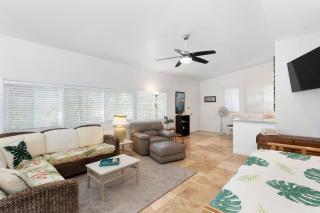 Your Perfect Home Charming 2BR2BA Apartment with Full Kitchen WD & AC - Kailua - 9