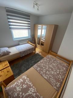 Sarajevo City View Apartment - Sarajevo - 3