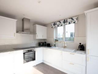 Pass the Keys Stunning 3 Bedroom Home with Free Parking - Bridgwater - 7