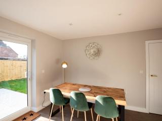 Pass the Keys Stunning 3 Bedroom Home with Free Parking - Bridgwater - 6