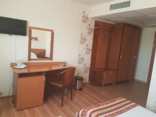 Hotel Transit - Oradea - 1
