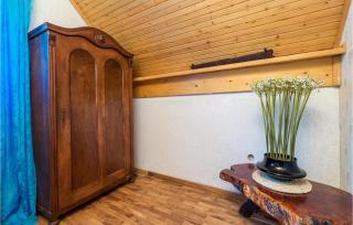 Nice Home In Krivi Put With Wifi - Krivi Put - 5