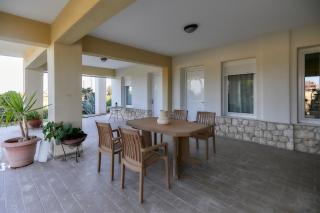 Comfortable Home - Epanomi - 9