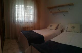 Apartamento en edificio nuevo con piscina, con vistas a la ría y al puerto, perfil familiar, no se admiten grupos de jóvenes - Sanxenxo - 4