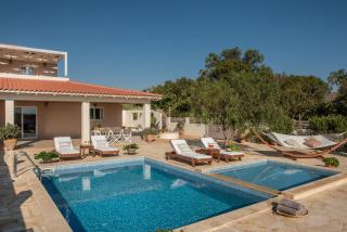 Filothei Beach House with pool - Kalamaki - 0