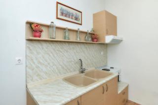 Comfortable Home - Epanomi - 6