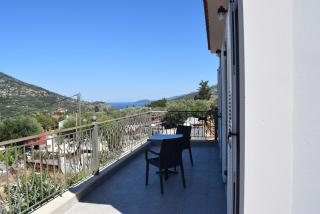 Black & White Apartments - 5