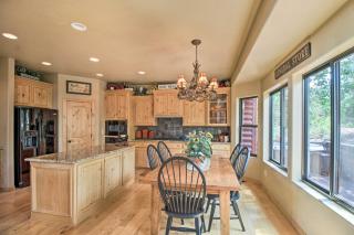 Torreon Crows Nest Mountain Home with Views! - 4