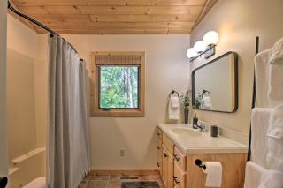 Spacious Cabin on Cross Lake Treehouse and Sauna! - 2