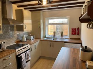 Miners cottage(1840)Nr. Brecon,Tower Zip & Bike Pk - Aberdare - 6