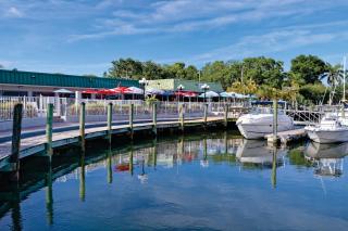 Getaway At The Marina - 4