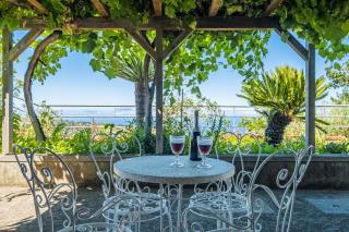 Rainbow Cottage by Homie - 9