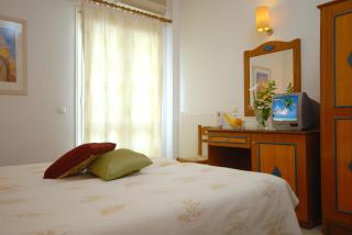 Barbouni Hotel & Studios - 5