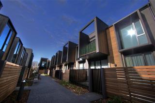 Funk in the City - Luxury Laneway Apartment with Single Garage - Christchurch - 7