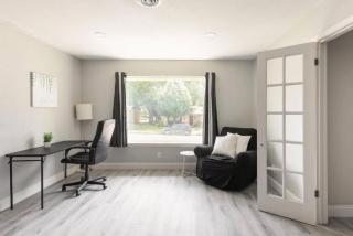 4 Bed 3 Bath House, Spacious, Smart TVs in all rooms, Whole house to yourself - 4