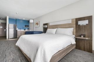 Holiday Inn Express Peru-Lasalle Area by IHG - Peru - 9