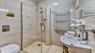 St Lukas Medical & SPA - 9