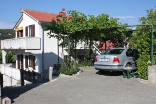 Apartments with parking space Supetarska Draga - Donja, Rab - 4991 - 2