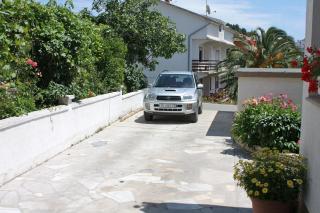 Family-friendly apartments with swimming pool Banjol, Rab - 5007 - 2