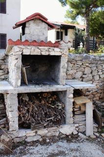 Apartments with a parking space Rogac, Solta - 5165 - 4