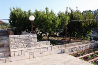 Apartments by the sea Stomorska, Solta - 5164 - 2