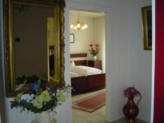 Haus Mooren, Hotel Garni - Düsseldorf - 7