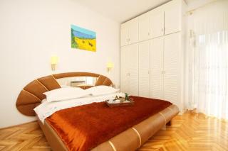 Apartments with WiFi Split - 8630 - 4