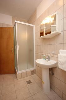 Apartments by the sea Podstrana, Split - 8442 - 1