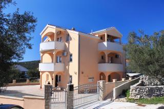 Apartments with parking space Vinisce, Trogir - 8660 - 0