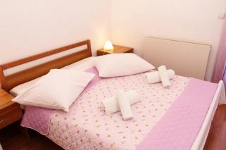 Apartments by the sea Podstrana, Split - 8677 - 1